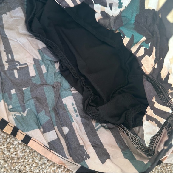 Free People Movement Medium High Rise Athletic Running Shorts Active Wear 0002 - Picture 3 of 13